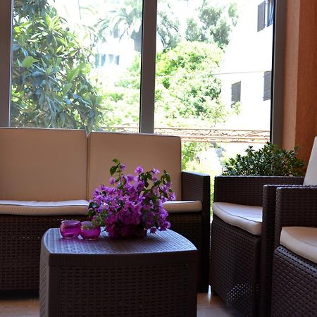 Montesun Residence Херцег Нови Екстериор снимка