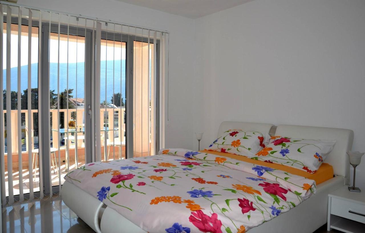 Montesun Residence Херцег Нови Екстериор снимка