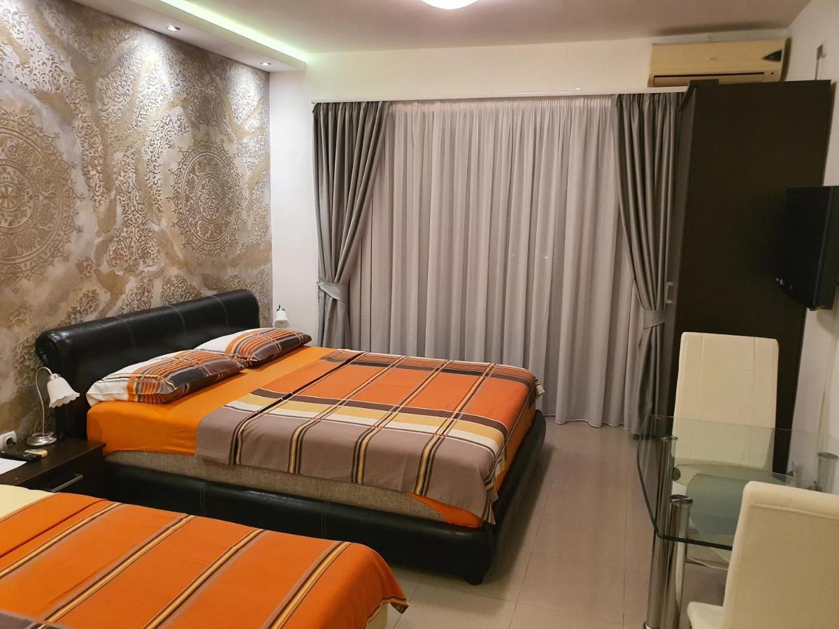 Montesun Residence Херцег Нови Екстериор снимка
