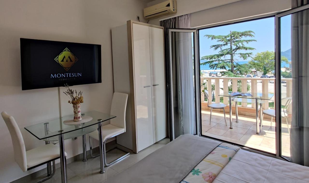 Montesun Residence Херцег Нови Екстериор снимка